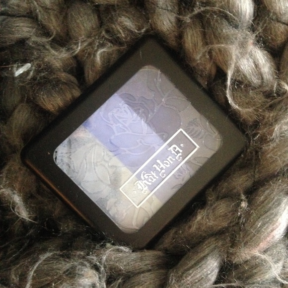 Kat Von D Beyond Redemption Palette - Picture 3 of 3